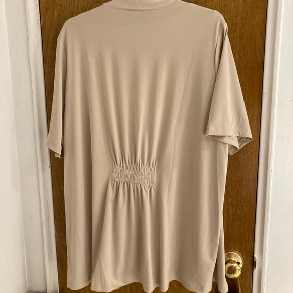 Susan Graver Liquid Knit Short Sleeve Cardigan & Sleevelress Tank - Picture 6 of 8
